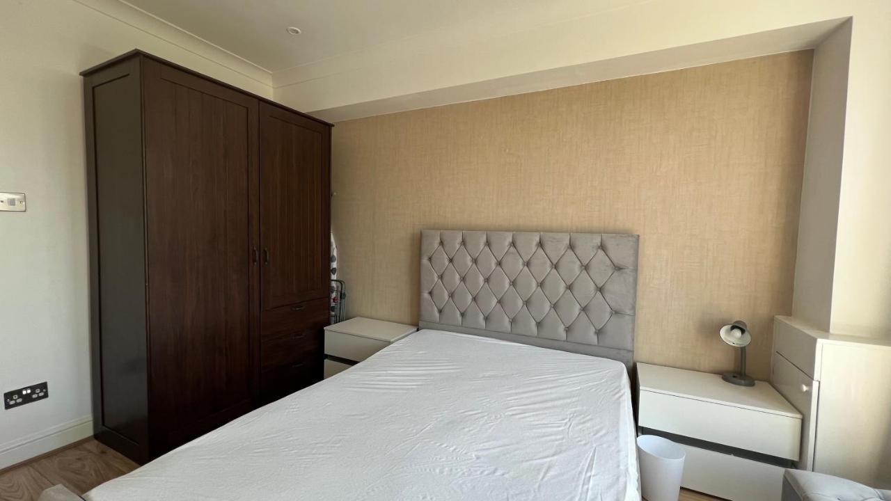 Comfy 2 Bedroom Apartments - Finchley Road, ลอนดอน ภายนอก รูปภาพ