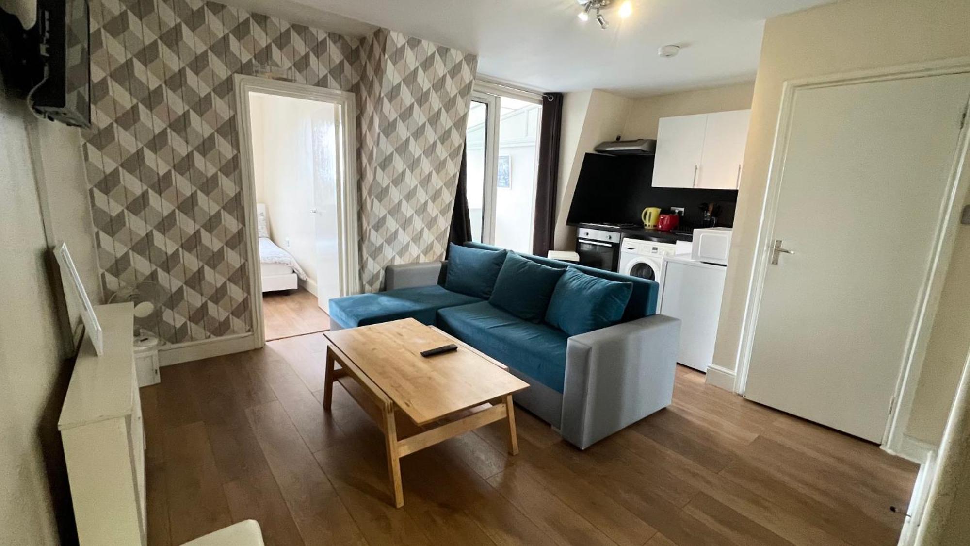 Comfy 2 Bedroom Apartments - Finchley Road, ลอนดอน ภายนอก รูปภาพ